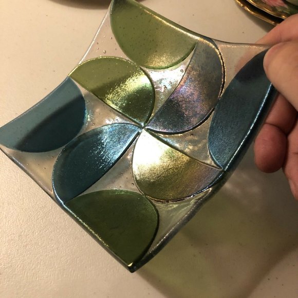 Shepardson Studios iridescent Glass Square 6"x 6" Plate - Picture 9 of 9